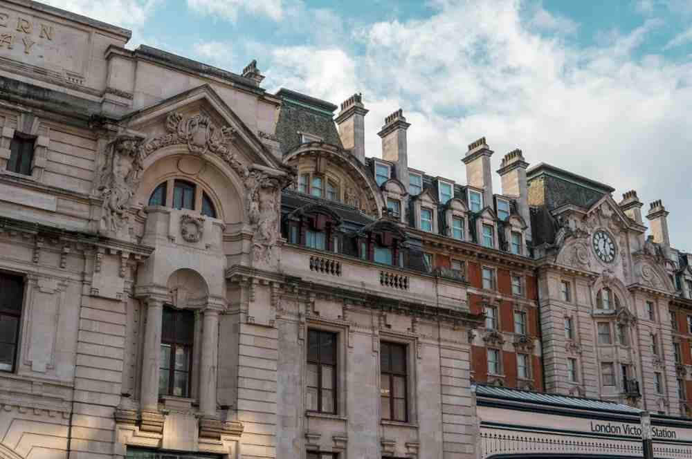Victoria Station transfer